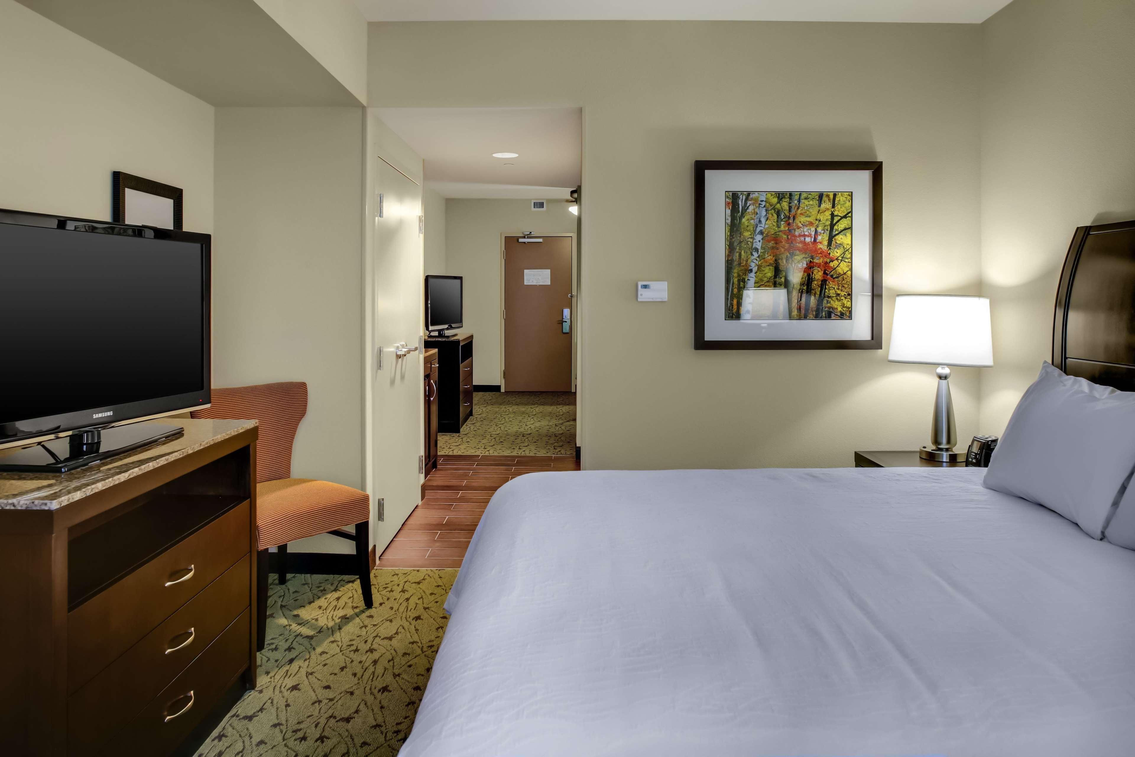 Hilton Garden Inn Pittsburgh/Cranberry Cranberry Township Phòng bức ảnh